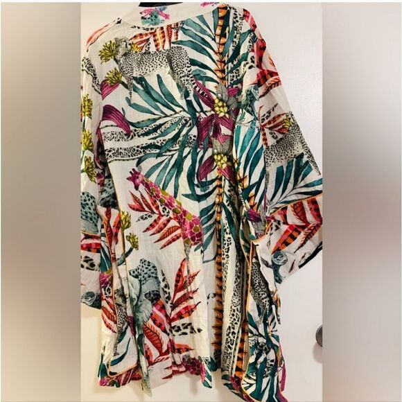 Taj  - Picture 5 of 5